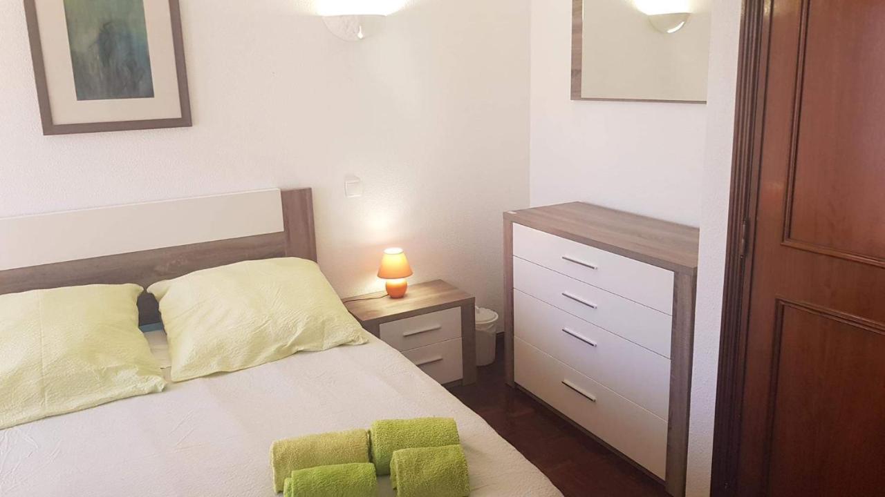 Lagos Room Booking ภายนอก รูปภาพ